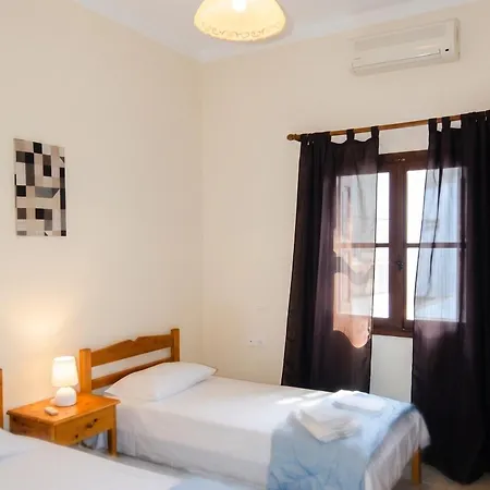 Comfortable House In Mirties With Terrace And Parking * Миртеа