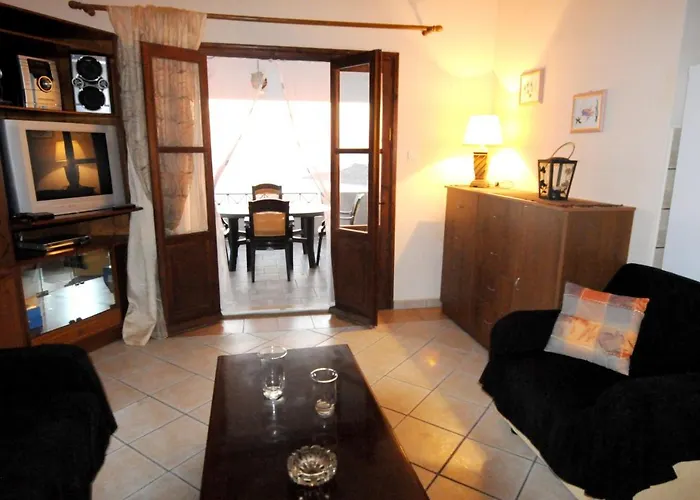 Comfortable House In Mirties With Terrace And Parking Tatil Evi Myrties